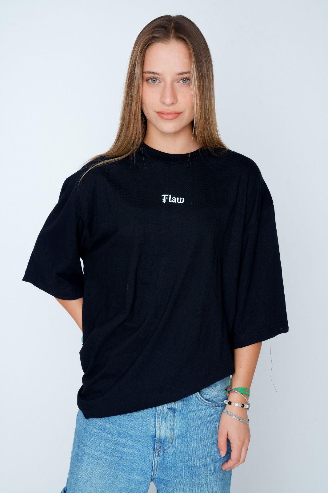 Polera Oversize "Dark Flaw Gótico" Negra Unisex-2