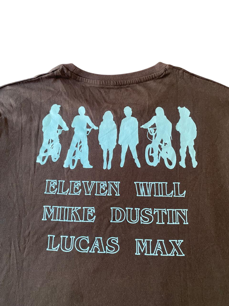 Polera Stranger Things Talla M diseño en Espalda-4