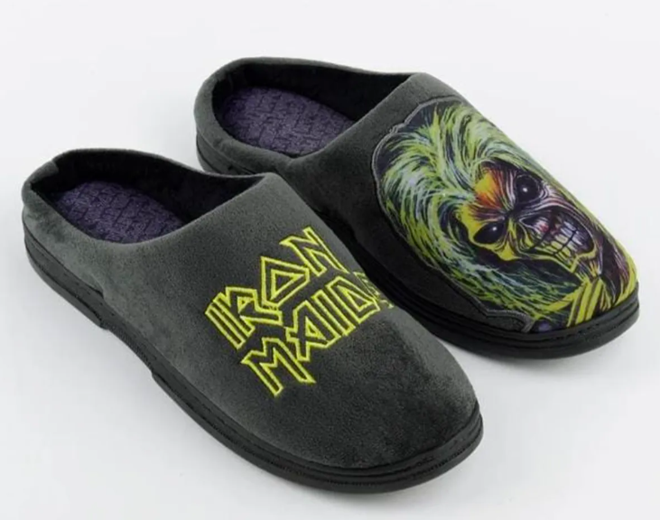 Pantufla de hombre diseño Iron Maiden diferentes numeros-2
