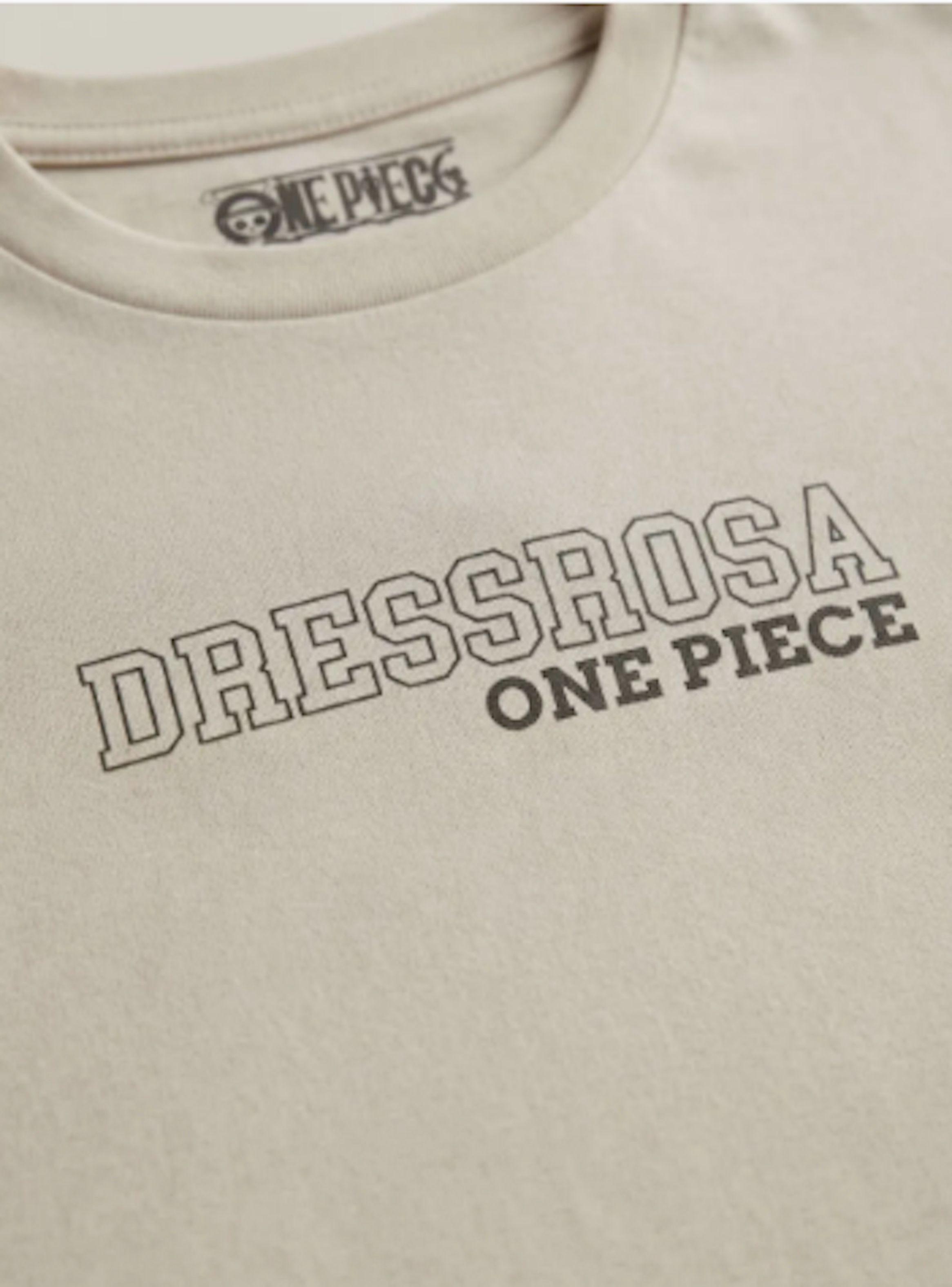 Polera One Piece talla M estampado espalda-2