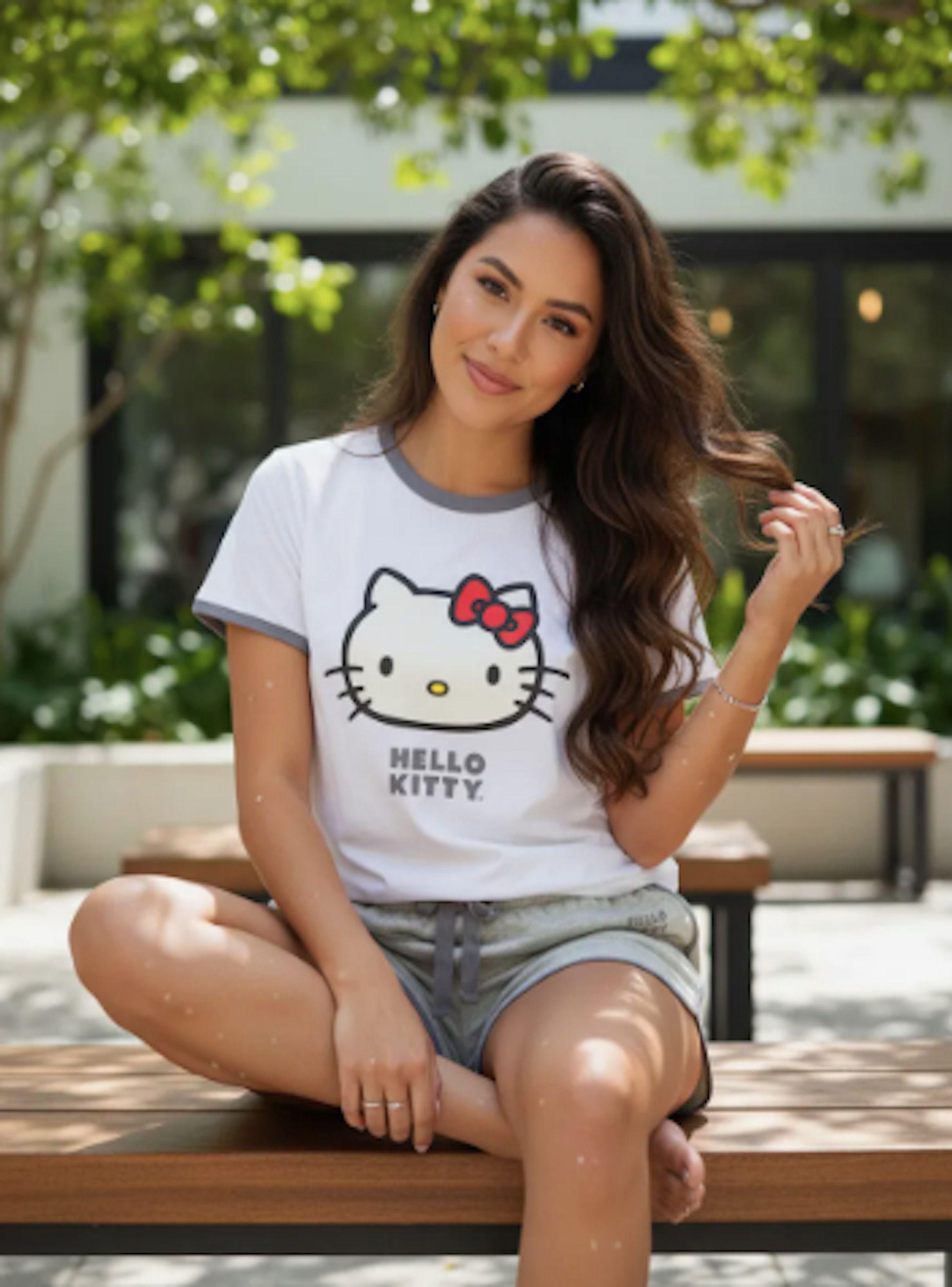 Pijama Hello Kitty Tallas L y XL color gris-1