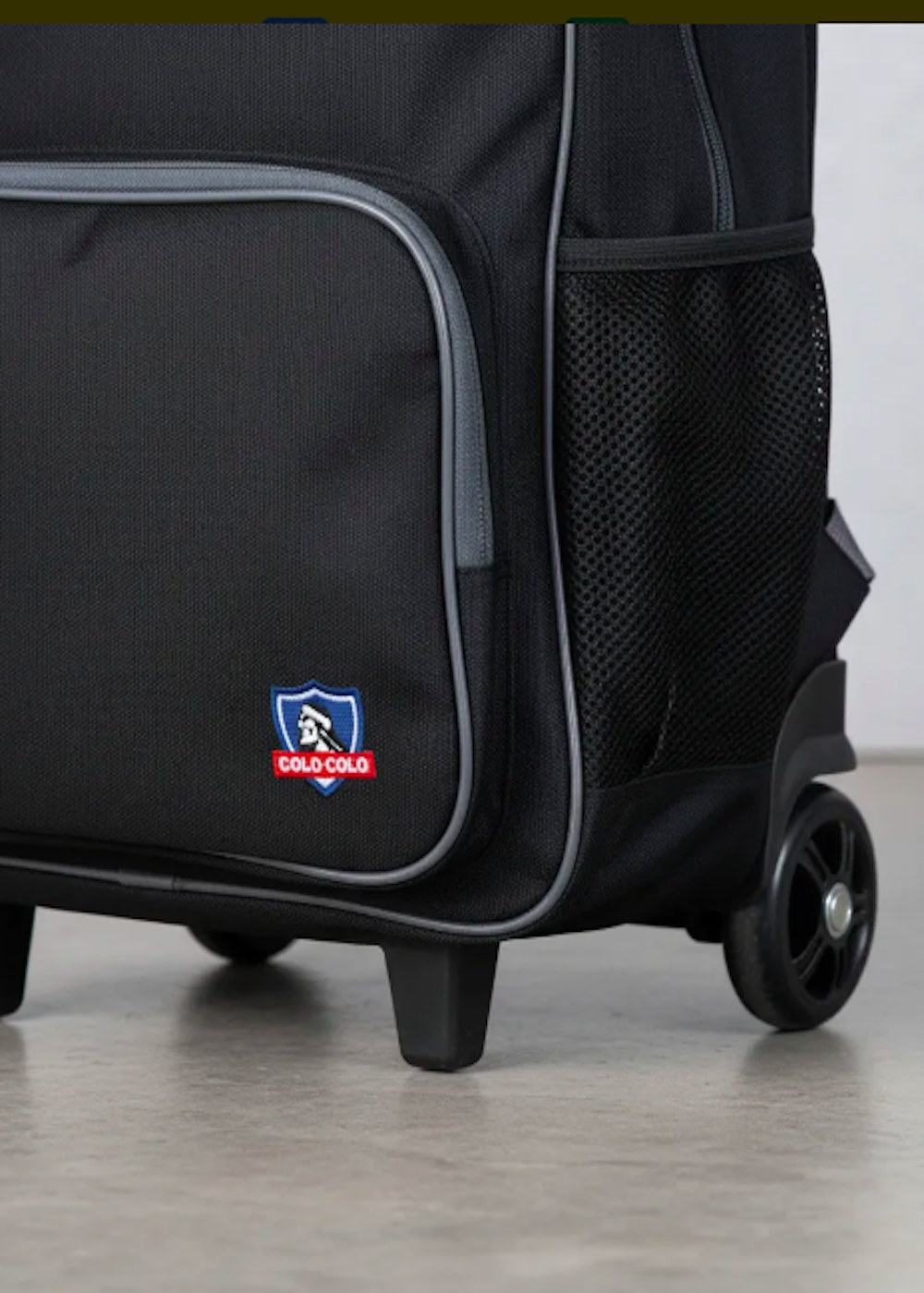 Pack Mochila con ruedas, Estuche y Lonchera Colo Colo-3