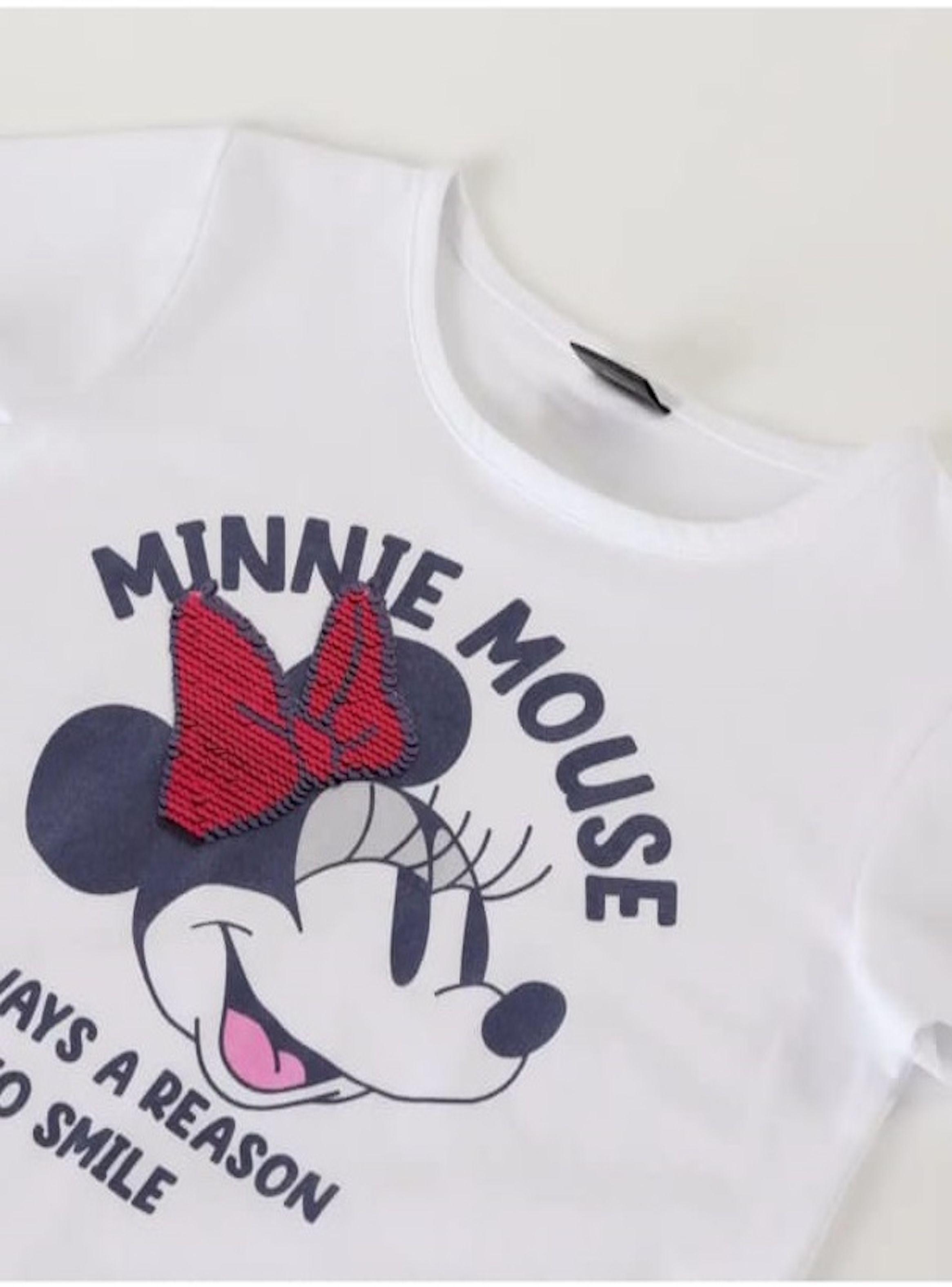 Polera de niña talla 8 diseño Minnie Mouse aplicación lentejuelas-2