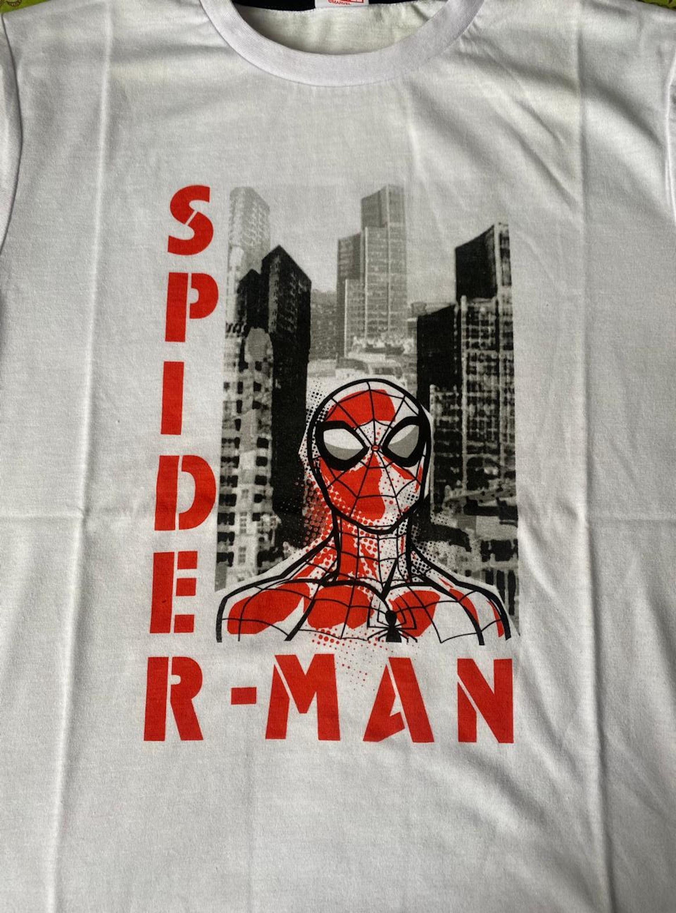 Polera juvenil talla 14 diseño Spiderman Marvel-2