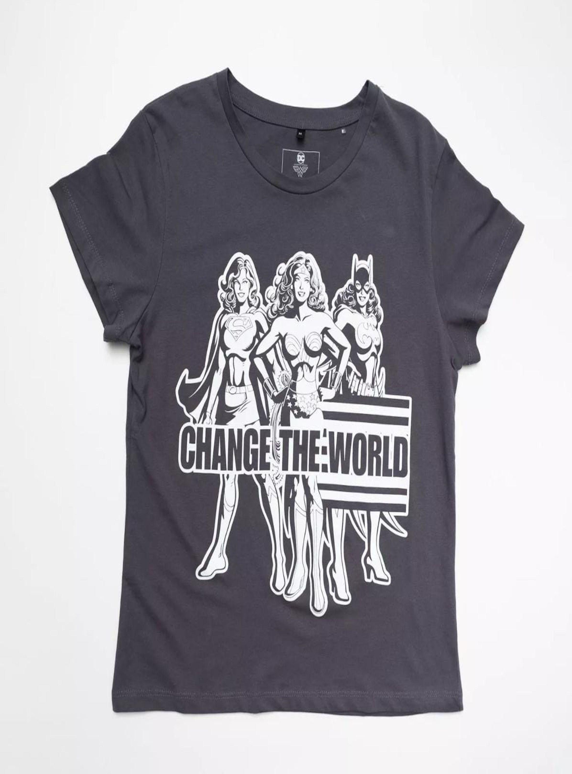 Polera de mujer Talla M diseño Super Mujeres-0