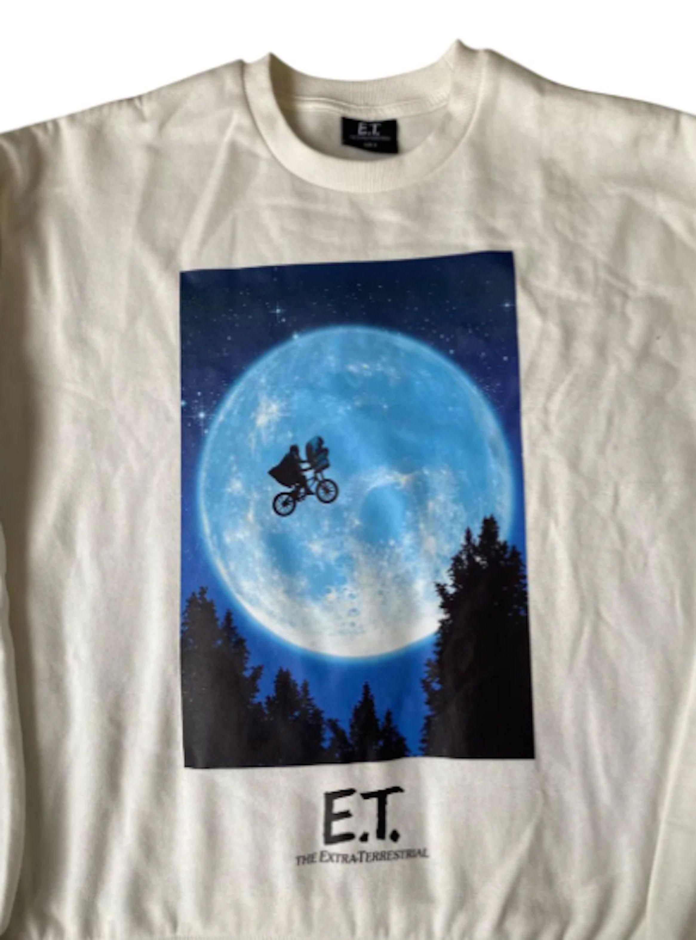 Poleron de mujer diseño ET Talla S-3