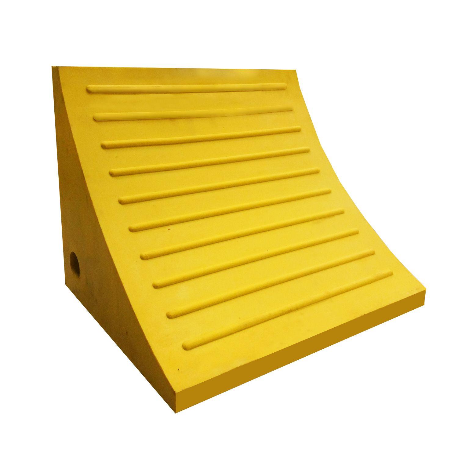 Cuña Pu Para Ruedas 60 a 80 Ton.-0