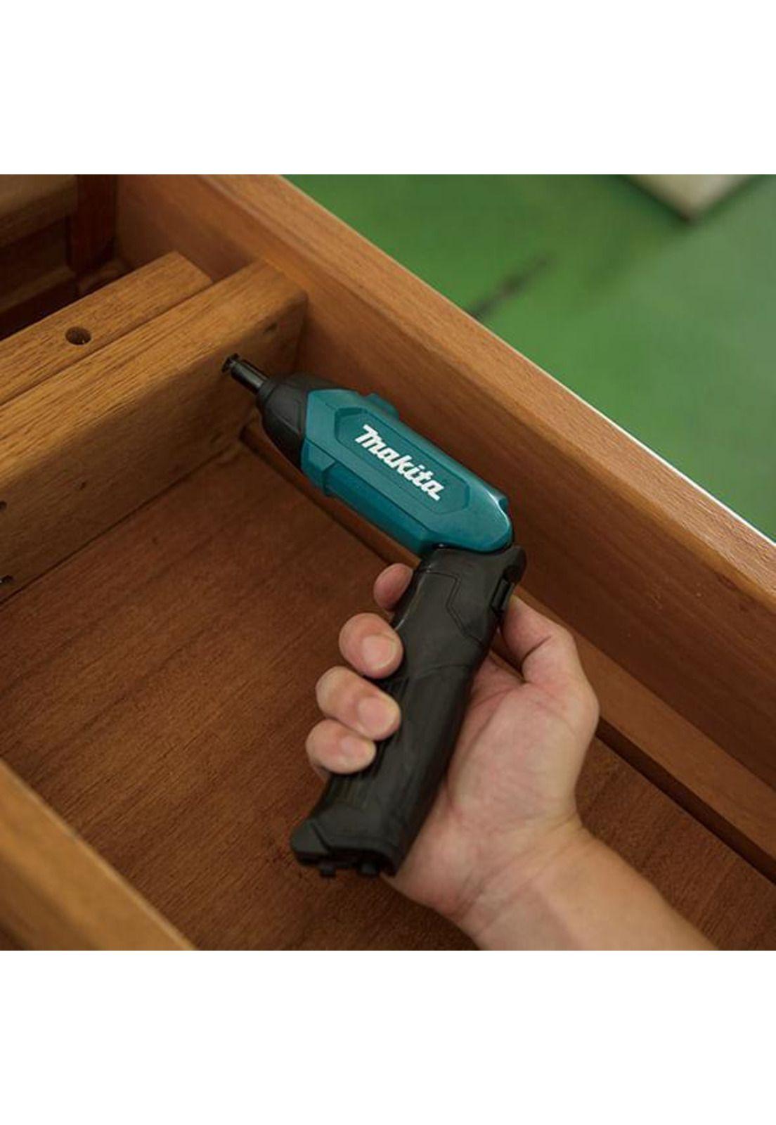 Atornillador Inalámbrico 3,6 V DF001DW-3