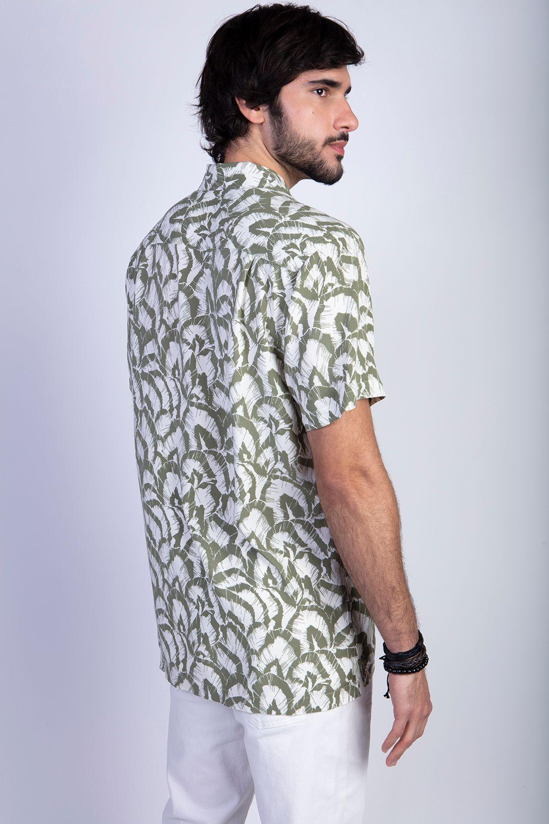 Camisa Estampada Hojas F Military-1