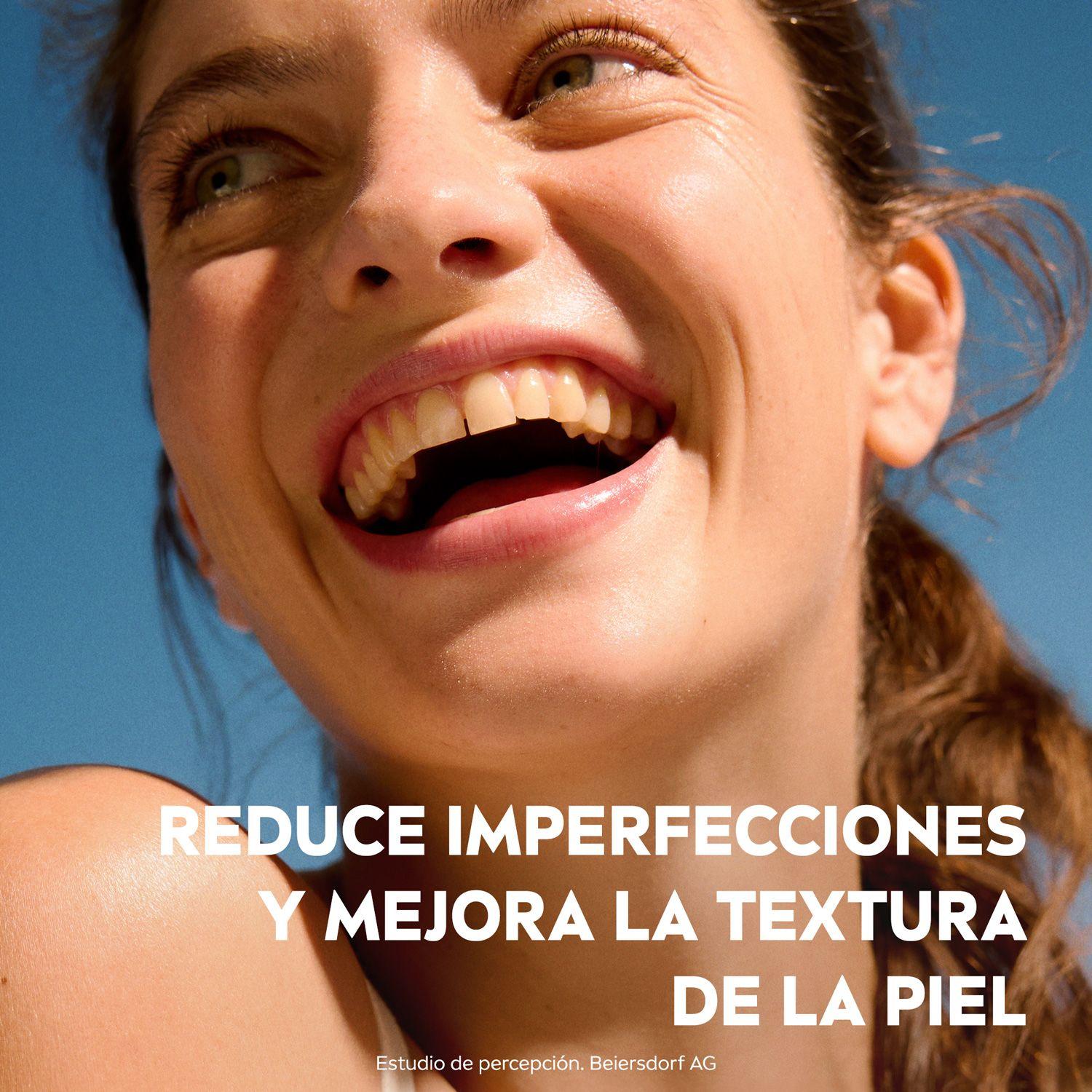 NIVEA Derma Skin Clear Peeling Exfoliante De Noche 40ml-4