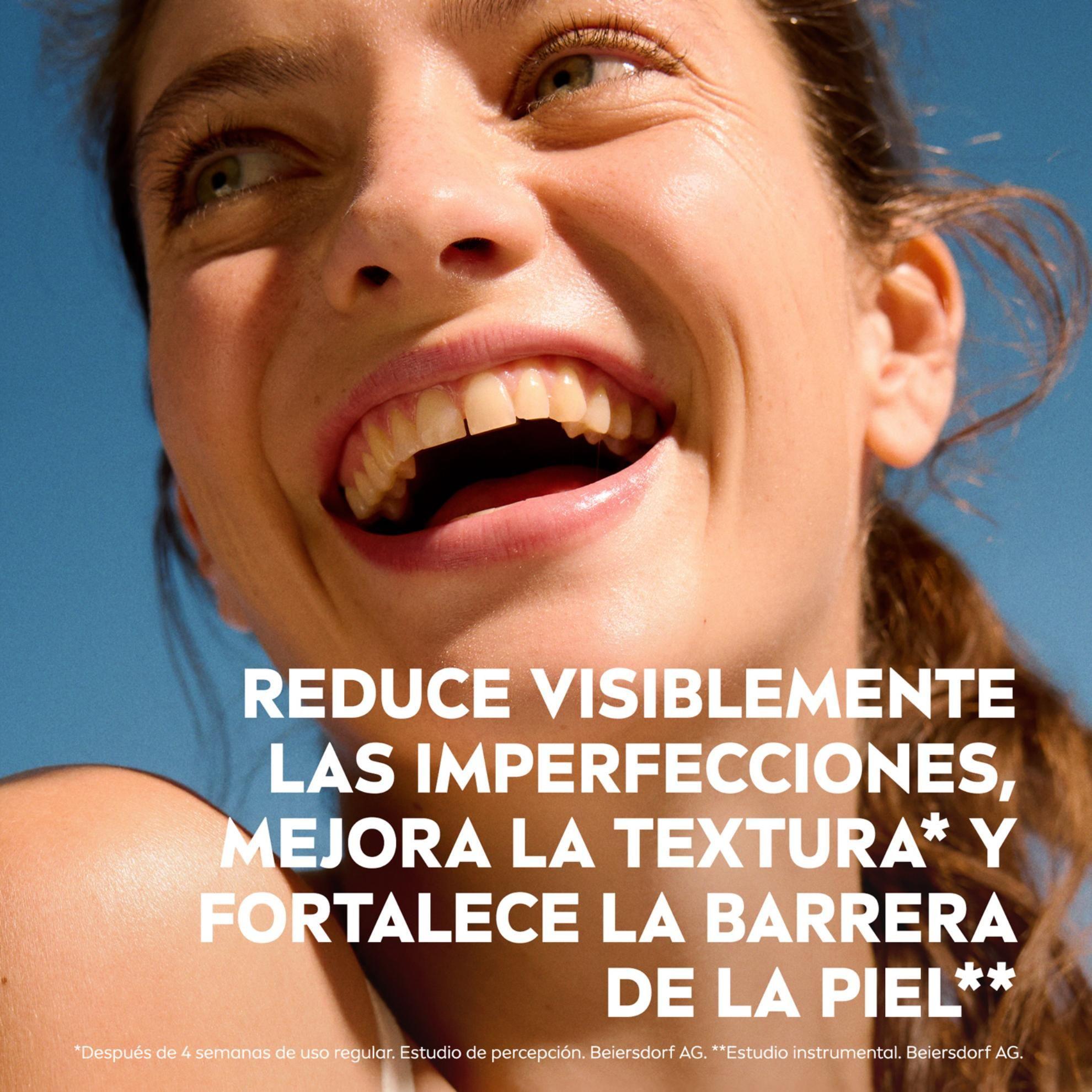 NIVEA Derma Skin Clear Serum Anti-Imperfecciones 30ml-4