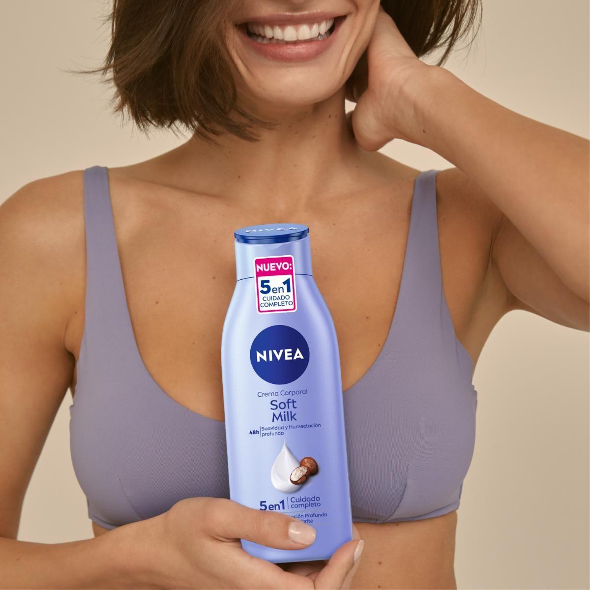 NIVEA Crema Humectante Soft Milk (400ml)-7
