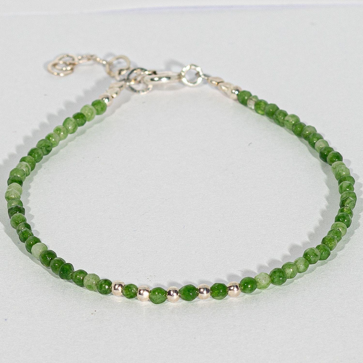 Pulsera ágata verde con bolitas de plata-0