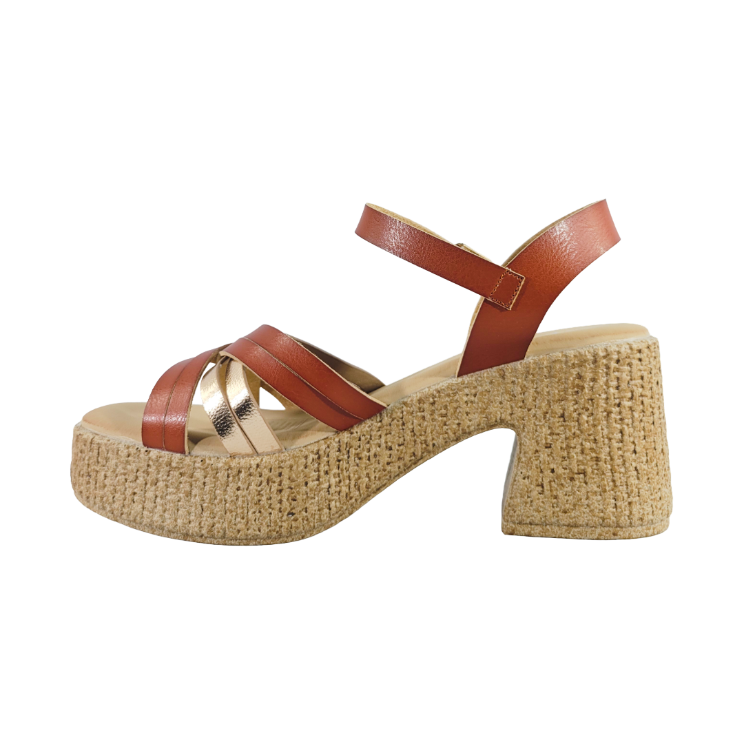 SANDALIAS BY PASS FASHION CAMEL MUJER | V25-Y5684-2-3