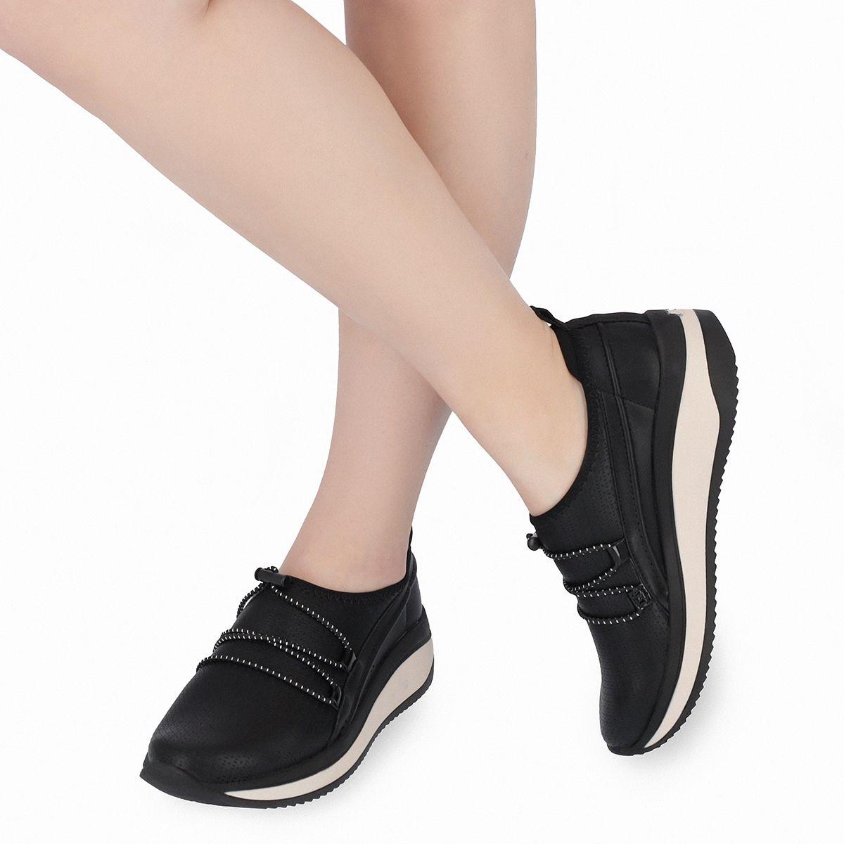 Zapatilla Mujer Negro Nadine Piccadilly-1