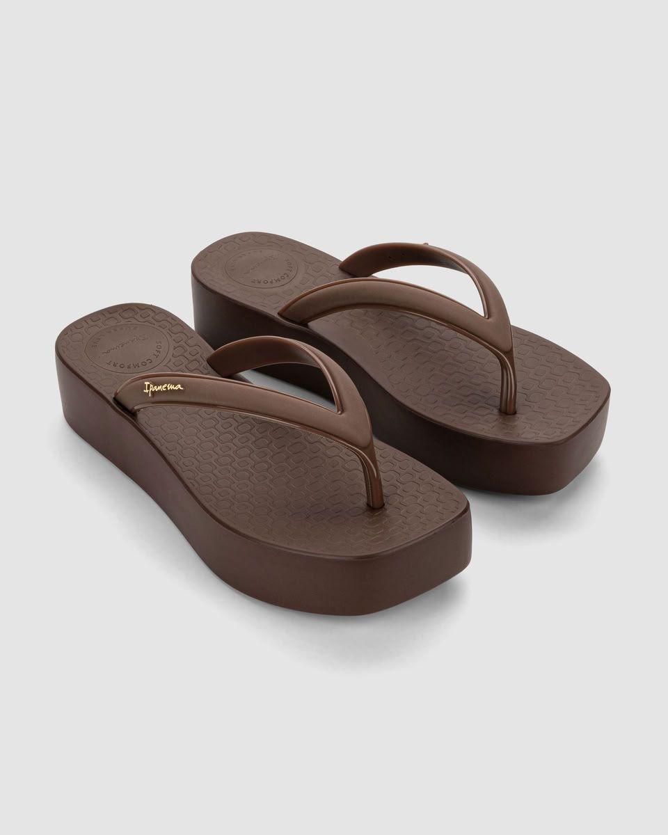 Sandalia Mujer Chocolate Pluma Up Ipanema-2