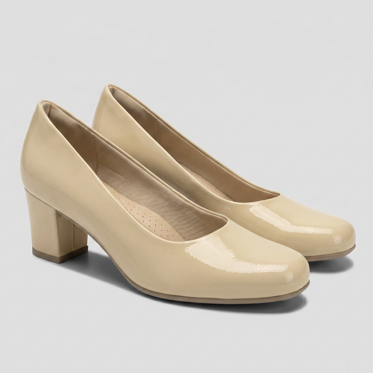 Zapato Mujer Vainilla/Charol Laura Piccadilly-2