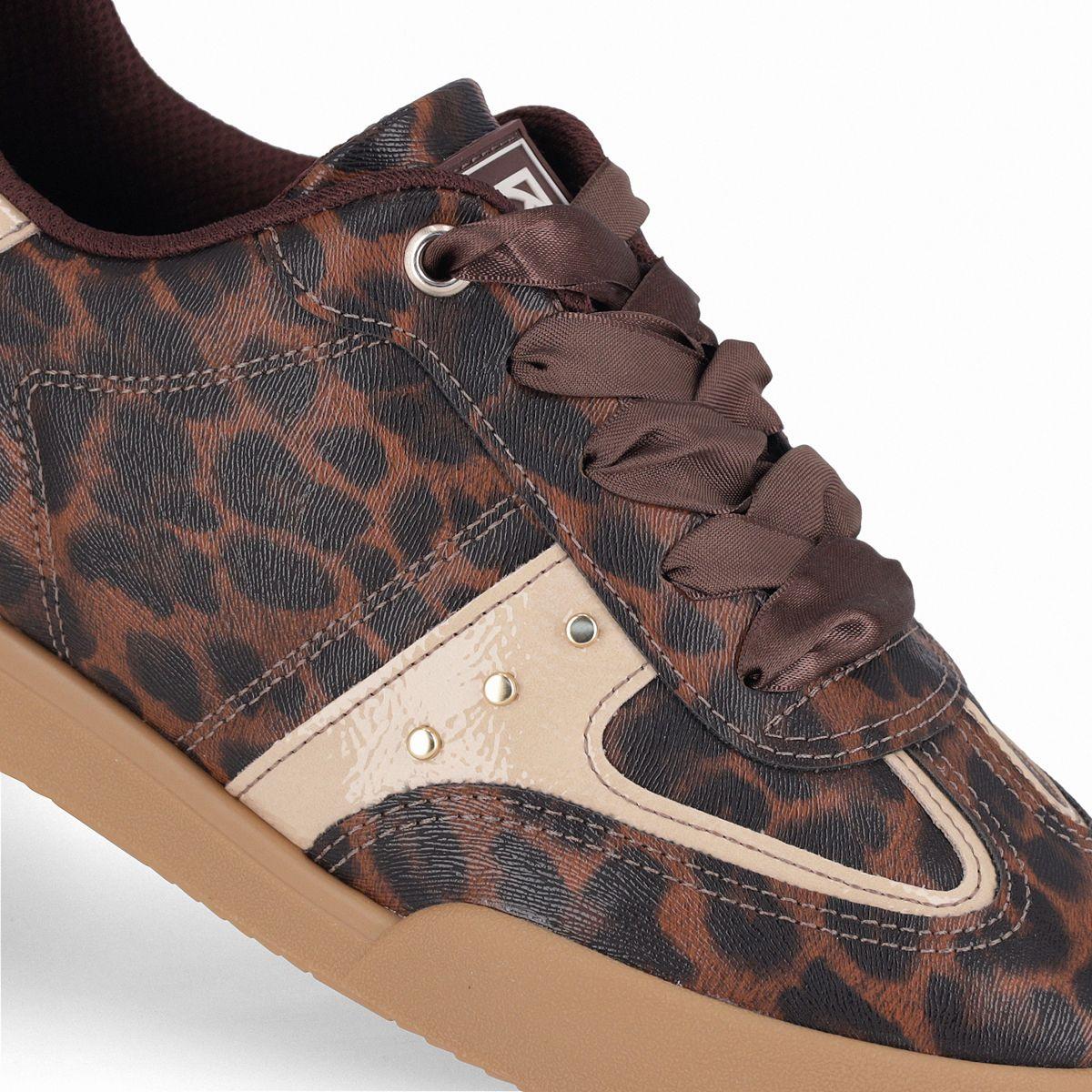 Zapatilla Mujer Animal Print/Café Caroline Piccadilly-9