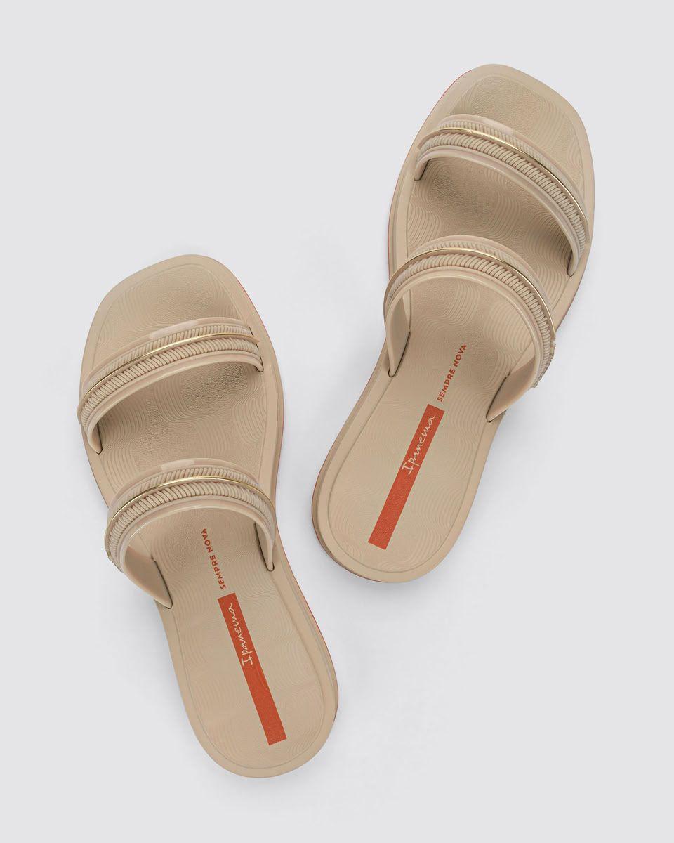 Sandalia Mujer Beige Glow Slide 520 Ipanema-0