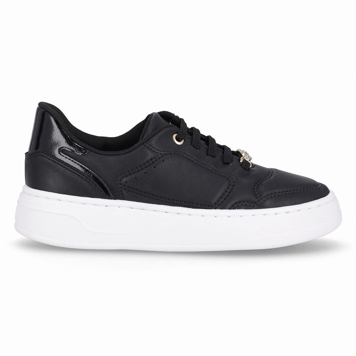 Zapatilla Mujer Negro Beatriz Piccadilly-0