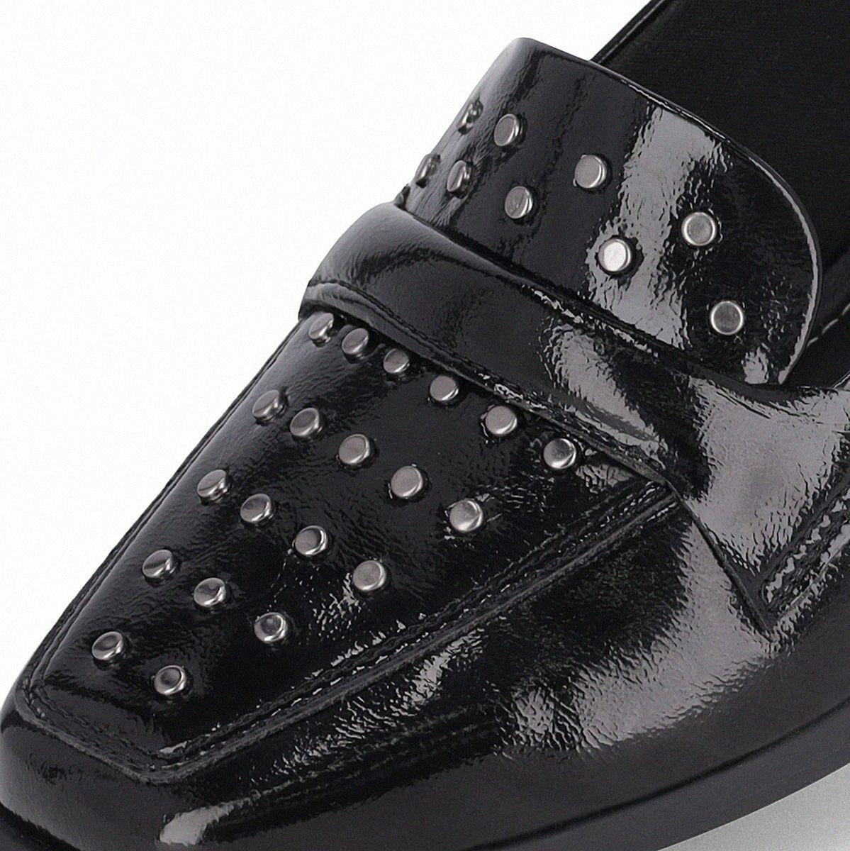Zapato Giovanna Negro/Tachas Piccadilly-4
