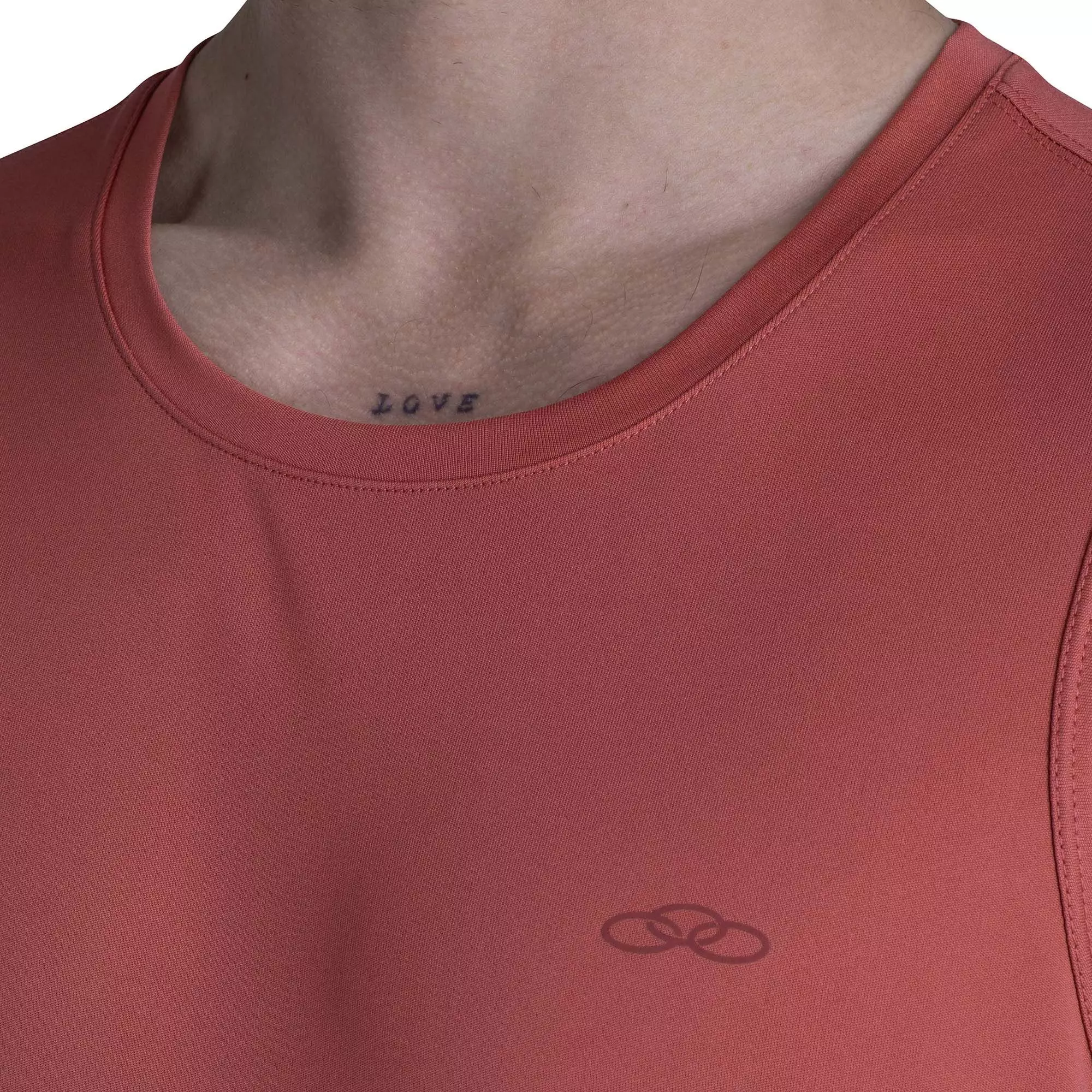 POLERA ESSENTIAL SIN MANGAS ROJIZA HOMBRE-4