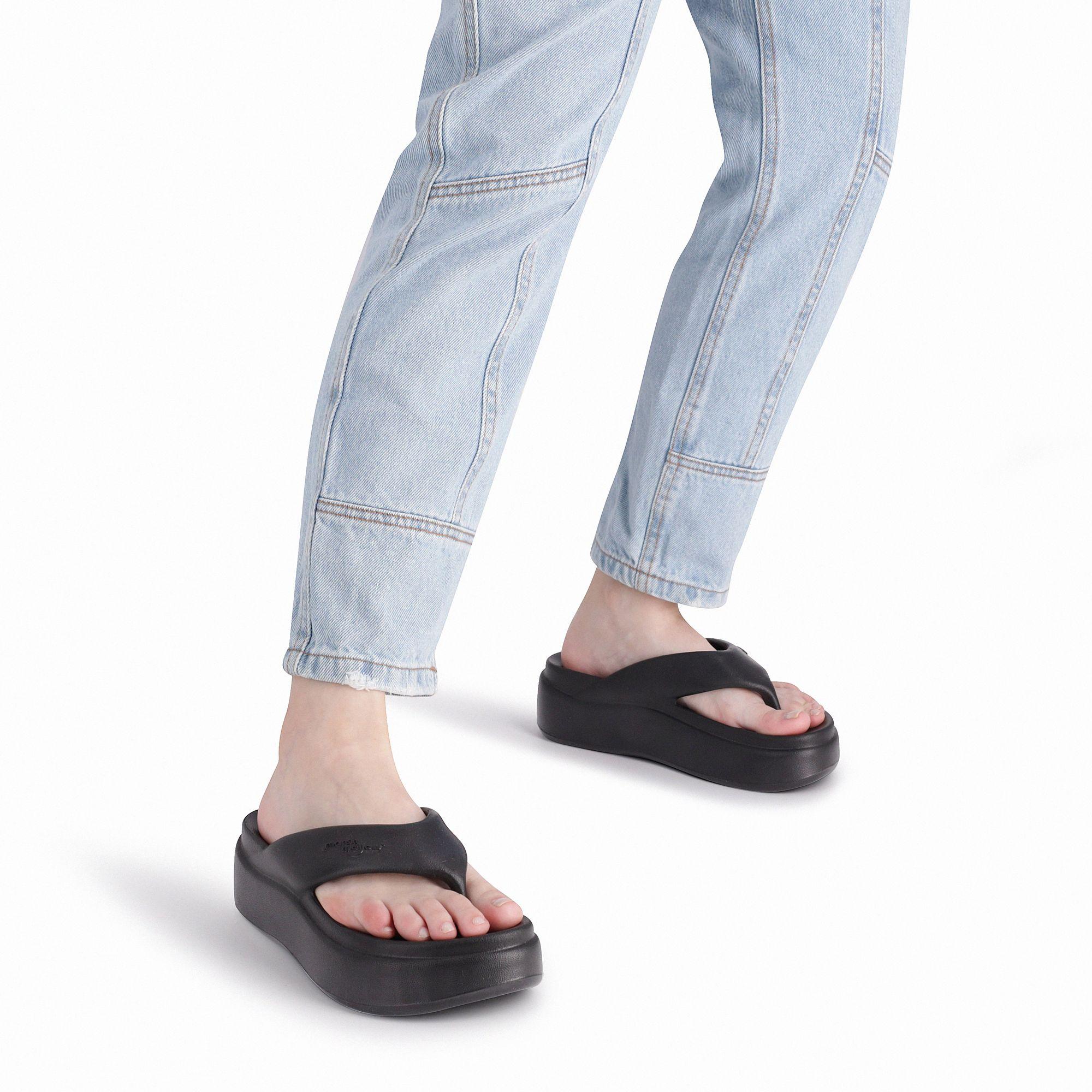 Sandalia Mujer Negro Marshmallow Plataforma Piccadilly-2
