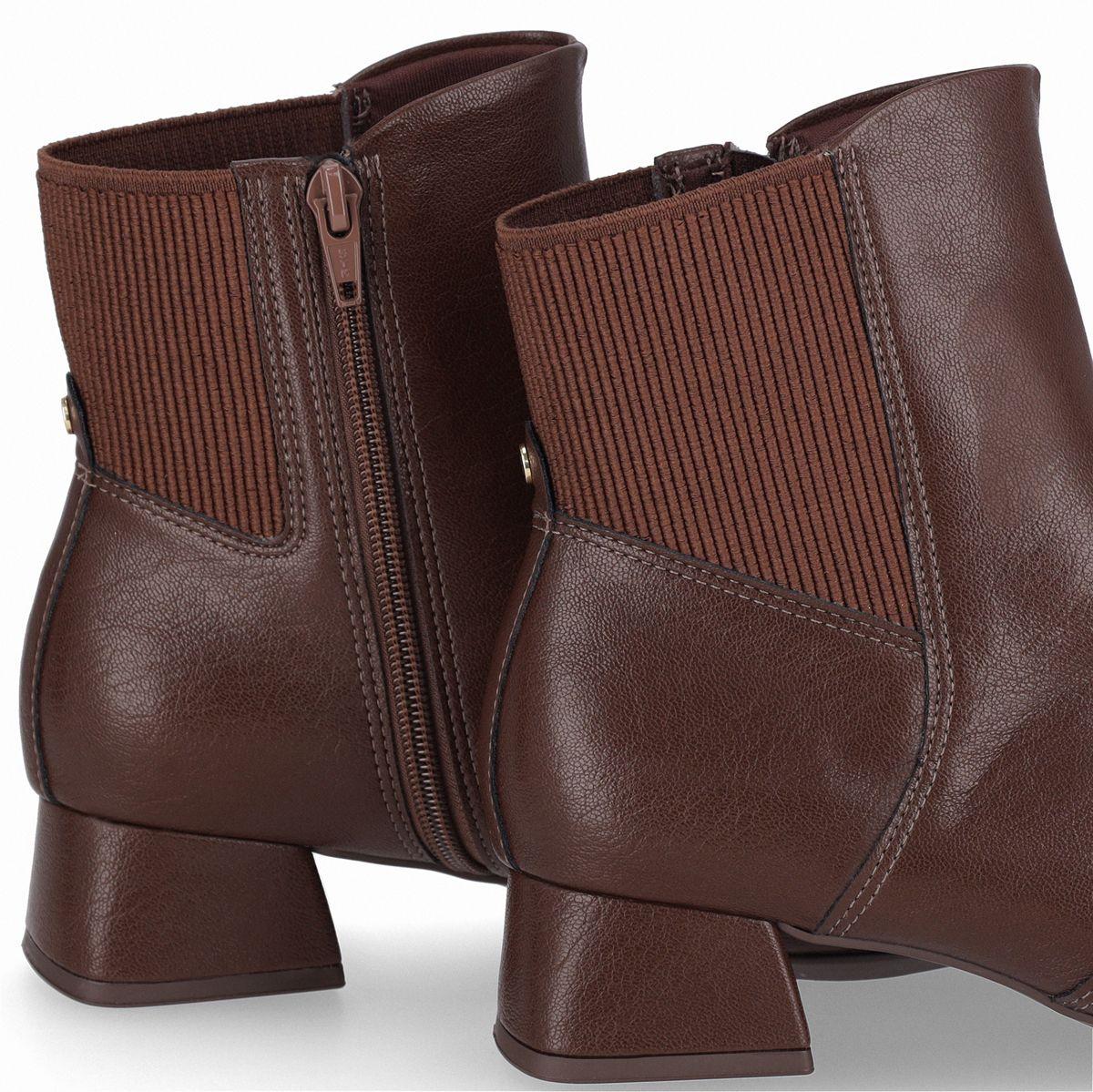 Botin Mujer Chocolate Tati Piccadilly-2