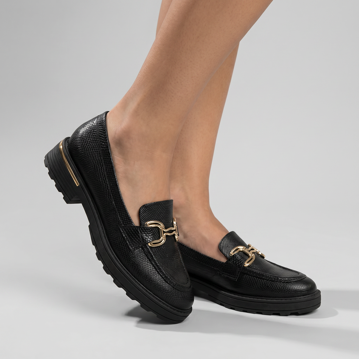 Mocasin Mujer Negro Gisa 85 Piccadilly-3