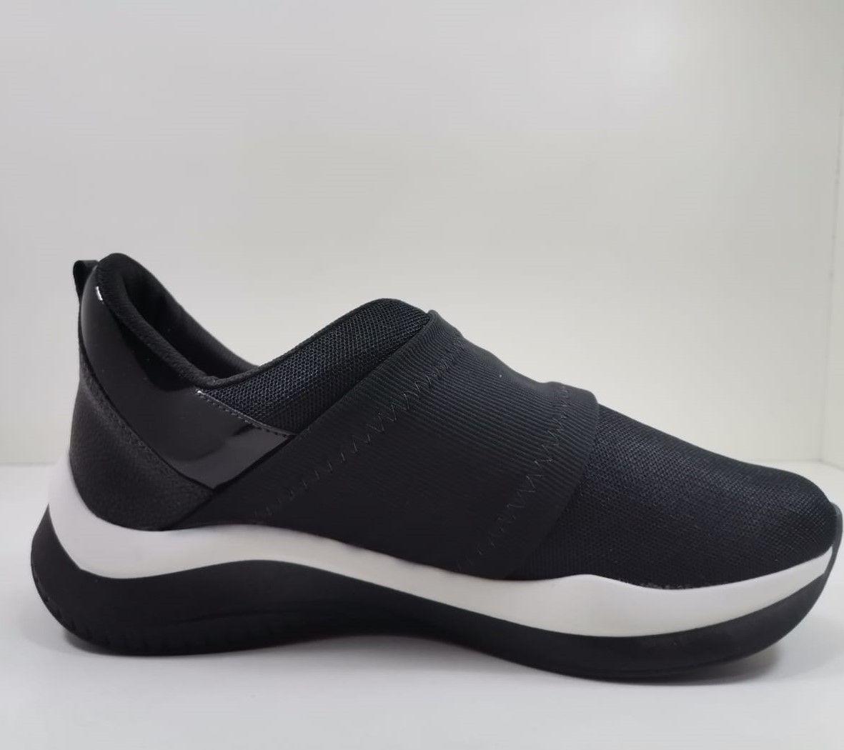 Zapatilla Negro Piccadilly-0