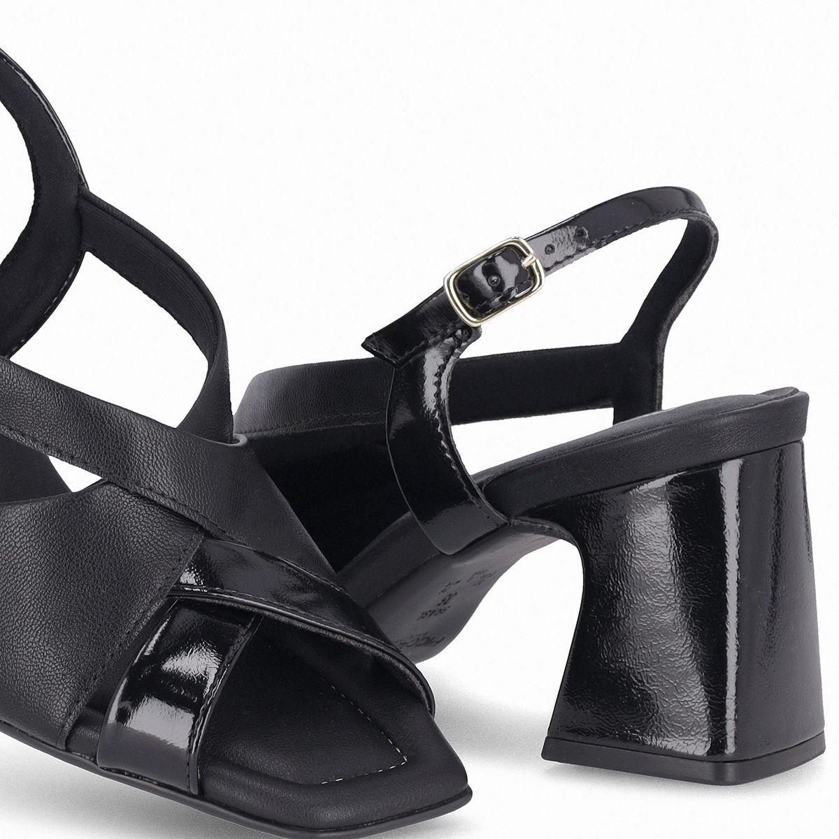 Sandalia Mujer Negro Flavia 78 Piccadilly-4