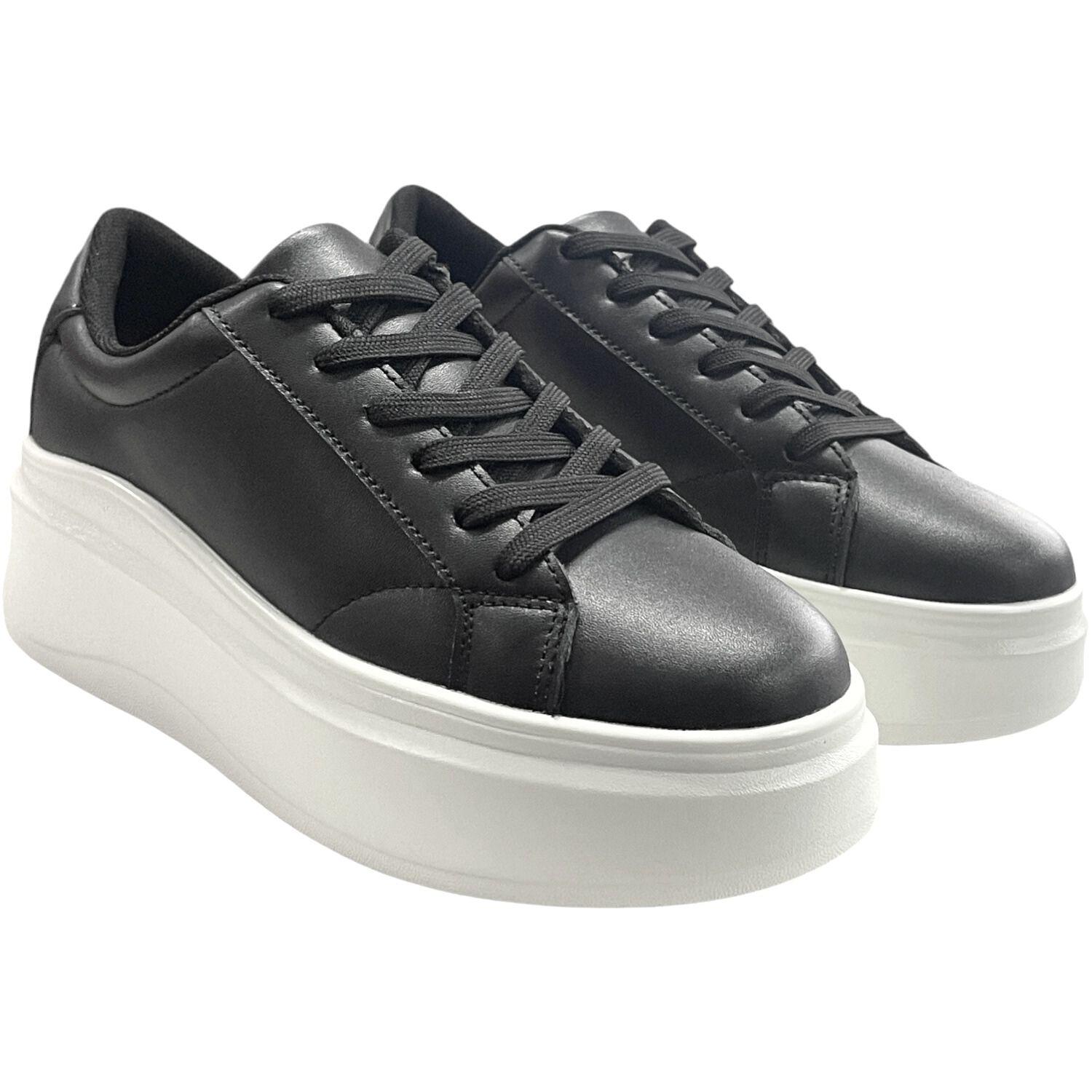 Zapatilla Mujer Negro Adriana Detogni-1