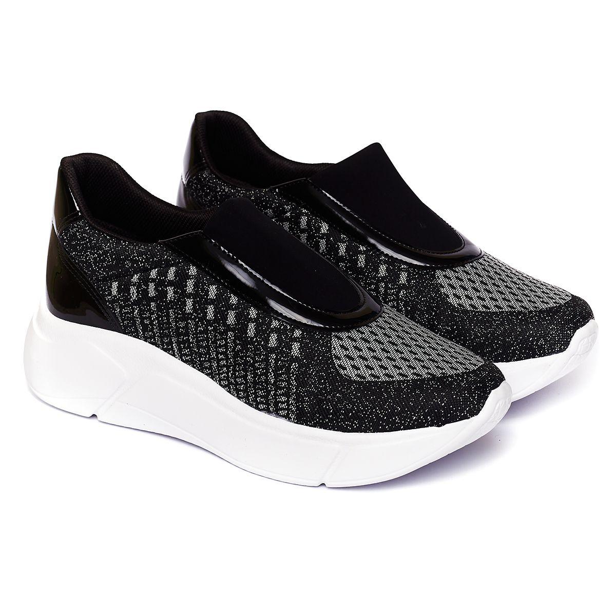 Zapatilla Mujer Piccadilly Negro-0