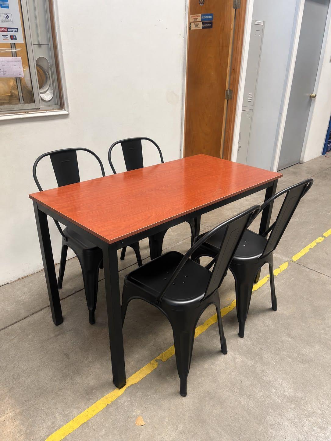 Juego De Comedor Mesa Melamina 120x60 4 Sillas Tolix-0