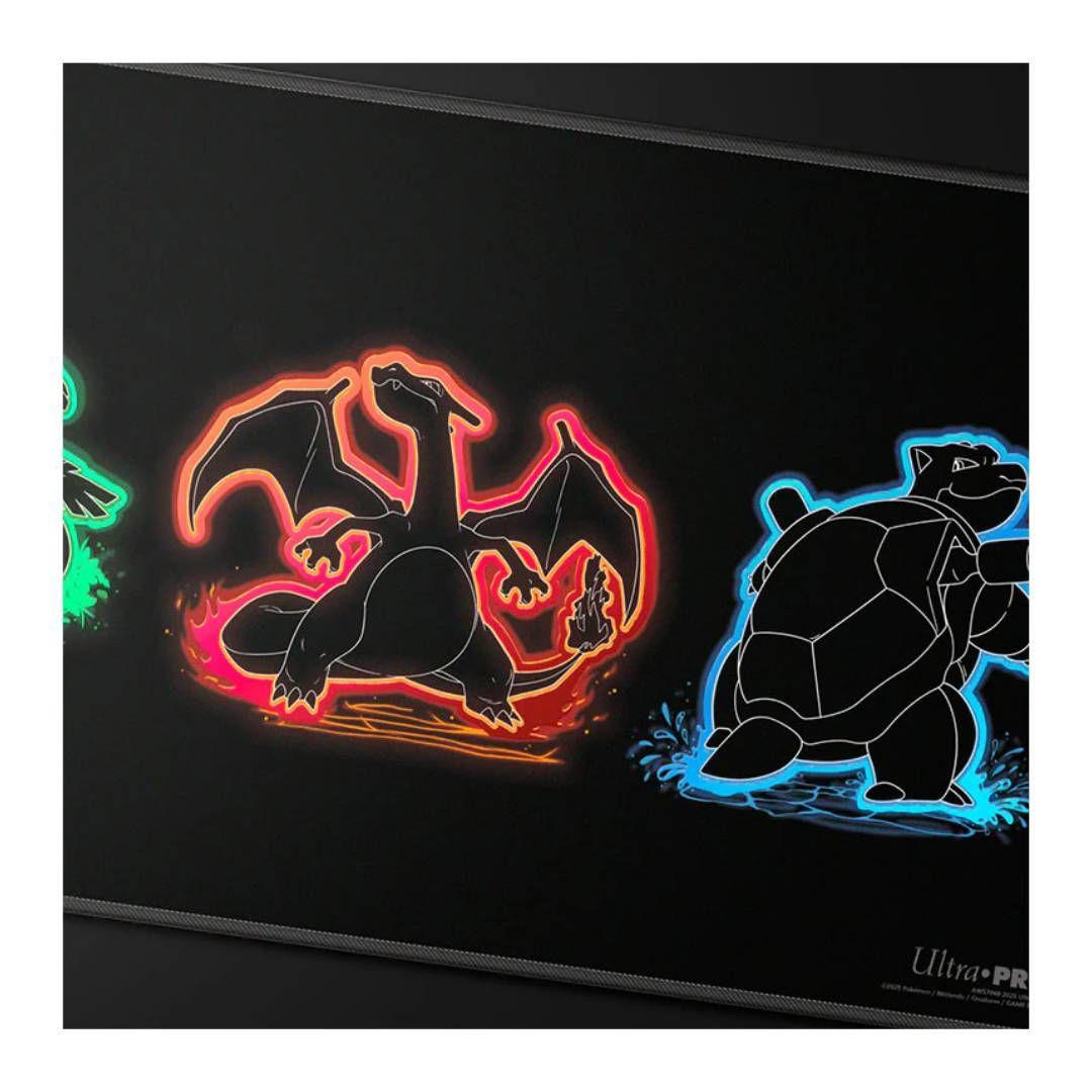 Playmat UltraPRO Pokémon Charizard Venusaur, Blastoise Kanto-2