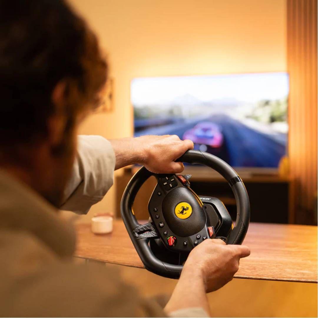 Volante y Pedales Thrustmaster T98 FERRARI 296 GTB para PS5-4