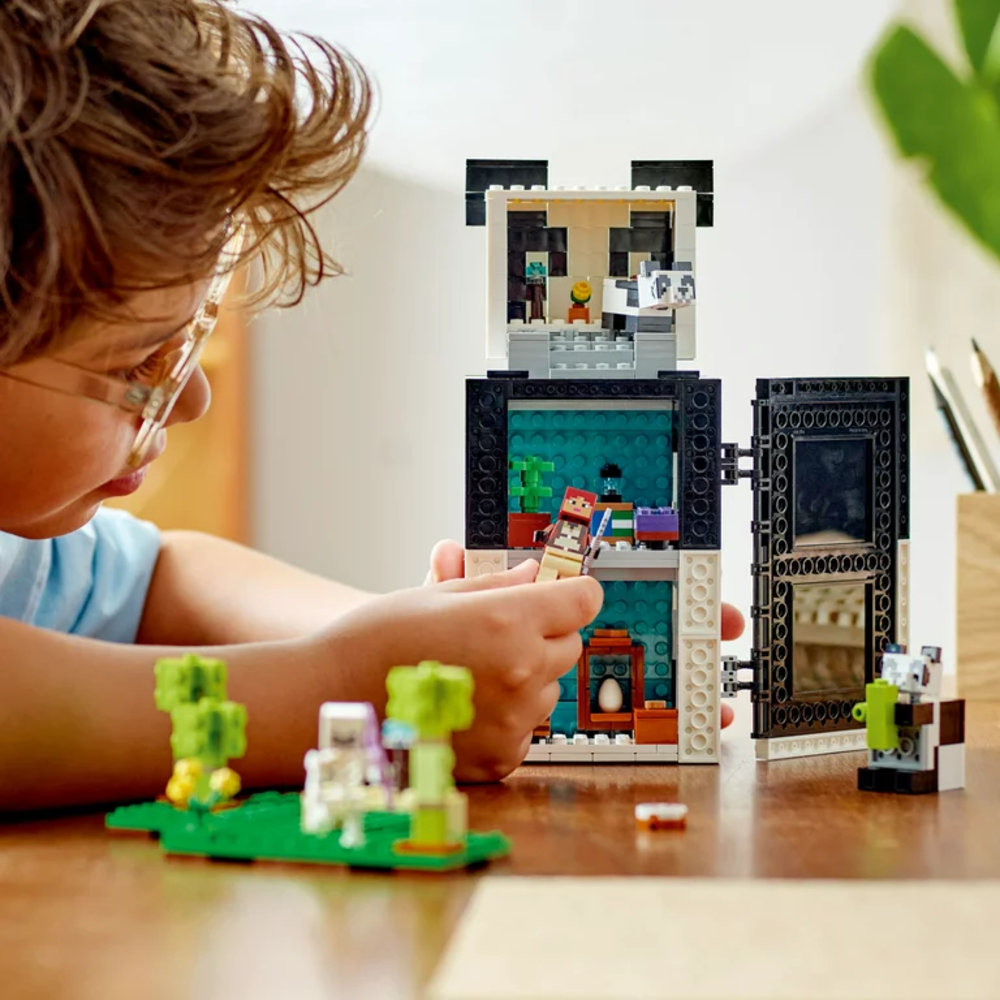 LEGO Minecraft El Refugio Panda 21245-4