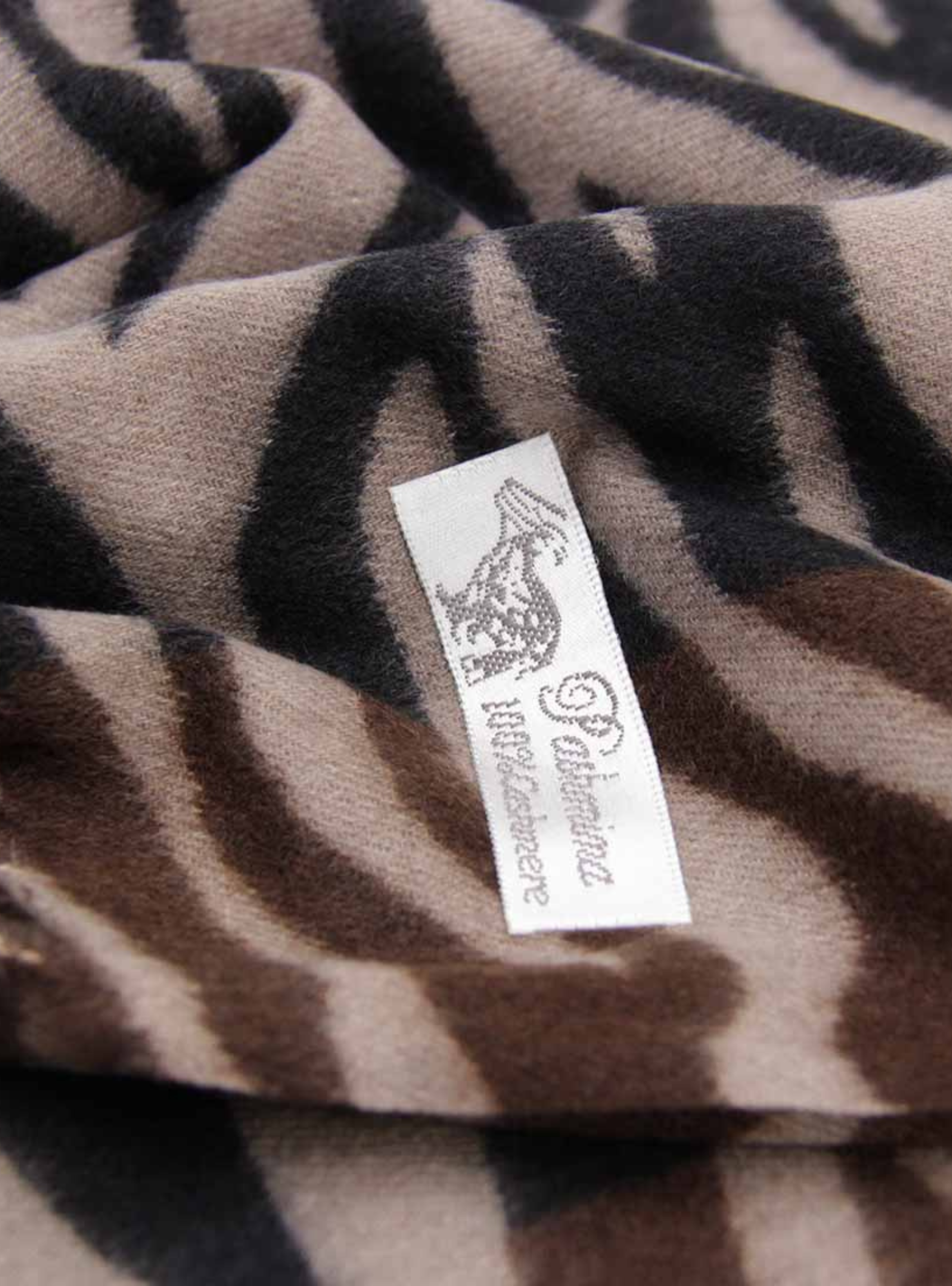 Bufanda Estampada Cebra Bicolor 240 grs-1