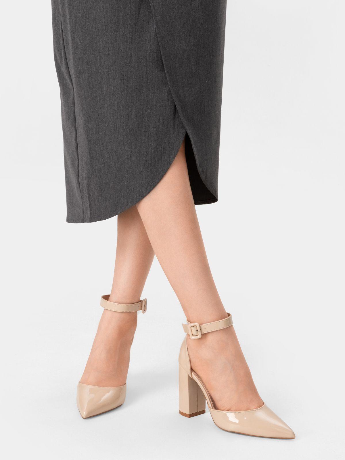 Zapato Taco Alto Beige Fiesta Mujer Weide GH62-2