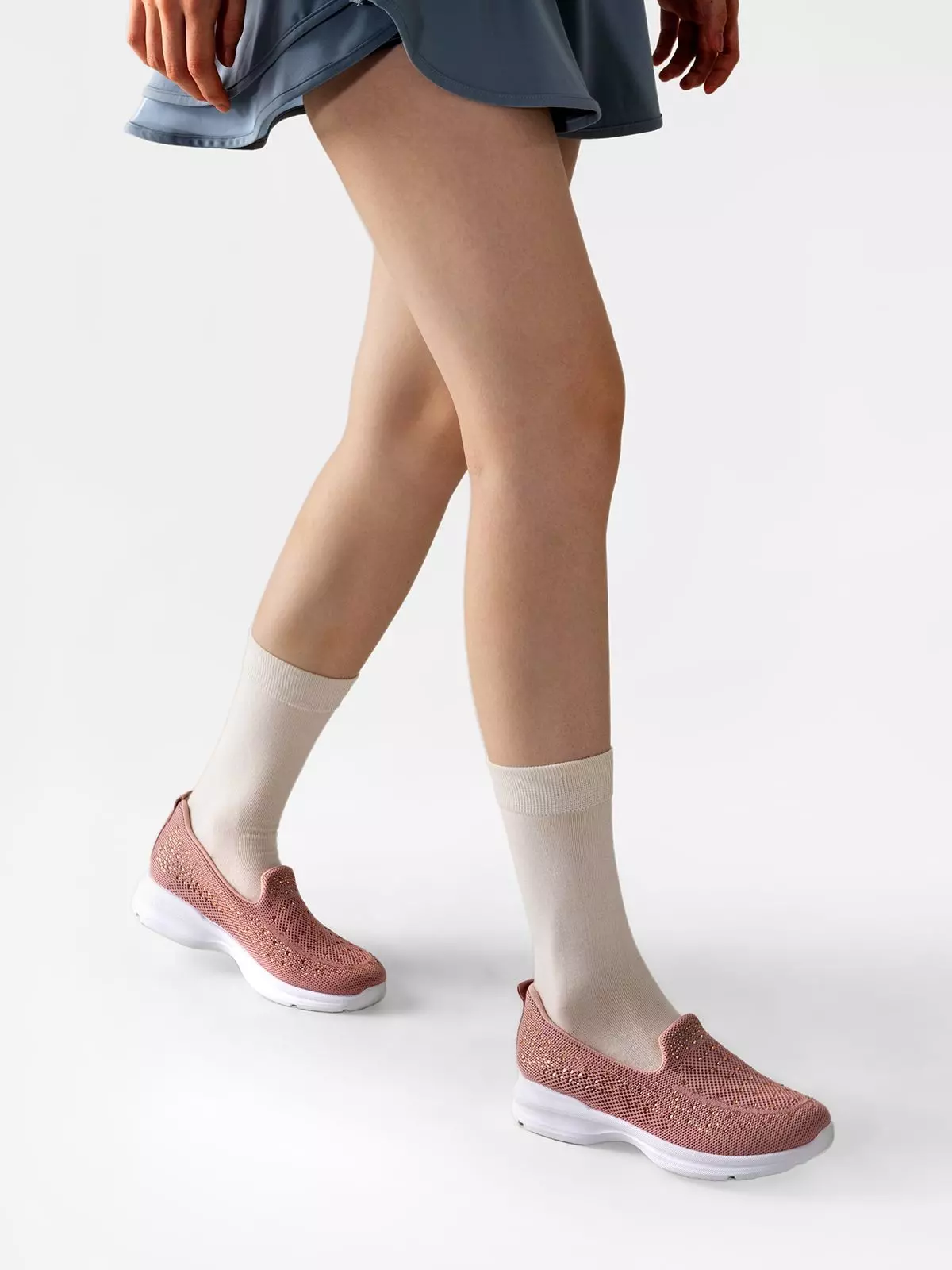 Zapatilla casual Mujer Slip On Con Pedrería Weide TFA203-1