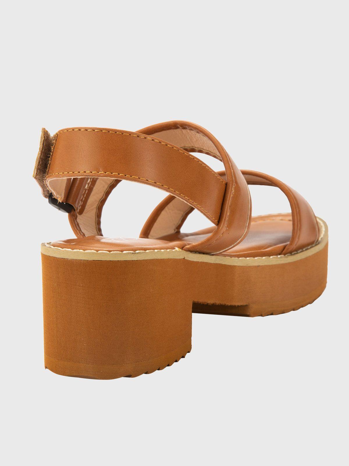 Sandalia Clarabella Camel Weide-2