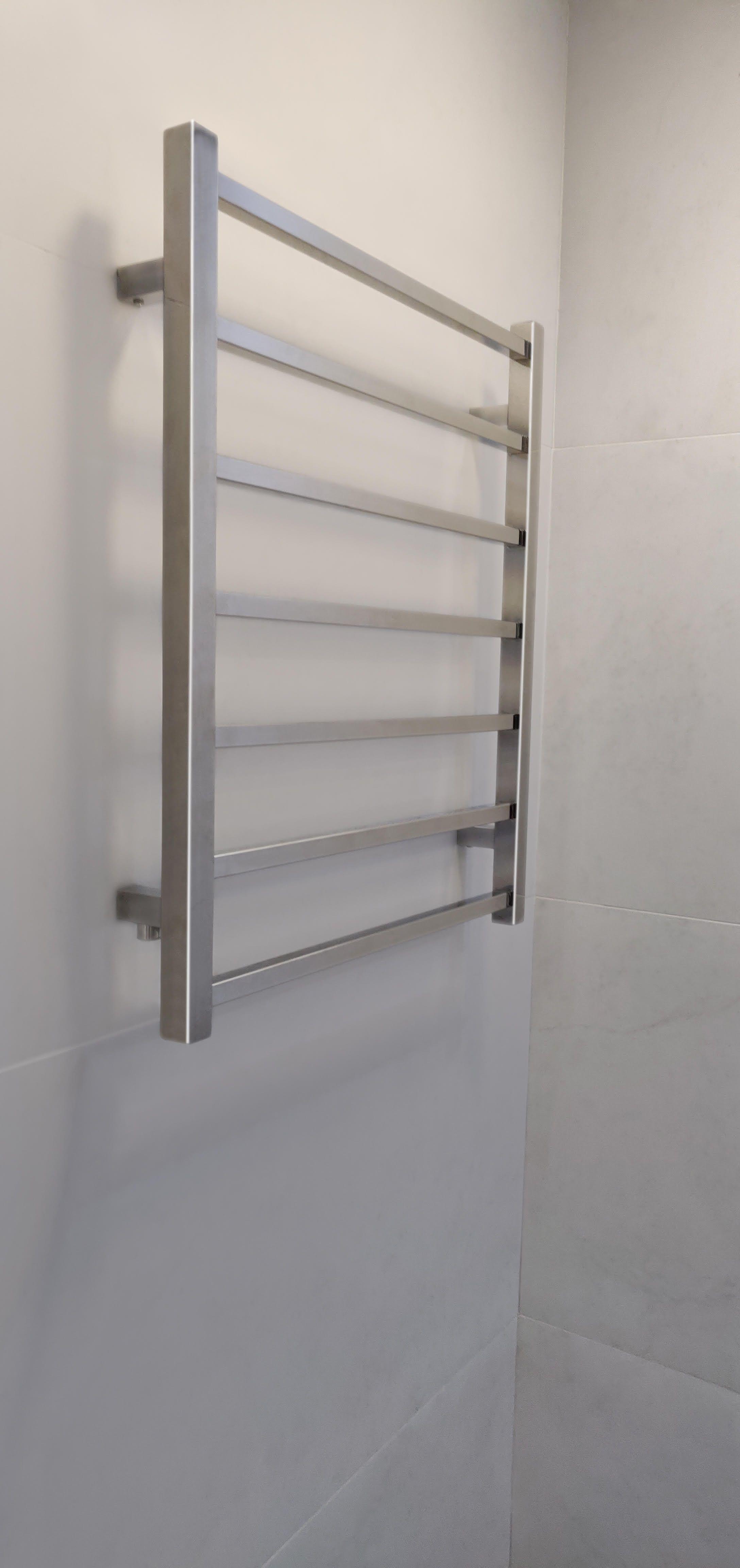 ATRIM TOALLERO CUBIC SMALL 69X60X8-3