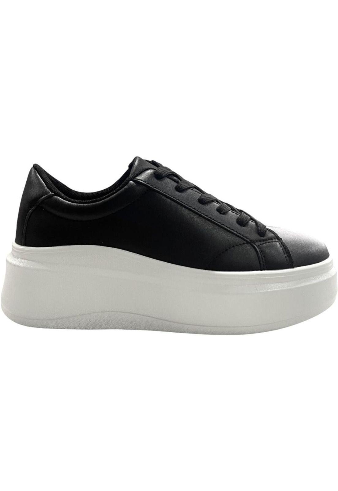 Zapatilla Mujer Negro Adriana Detogni-0