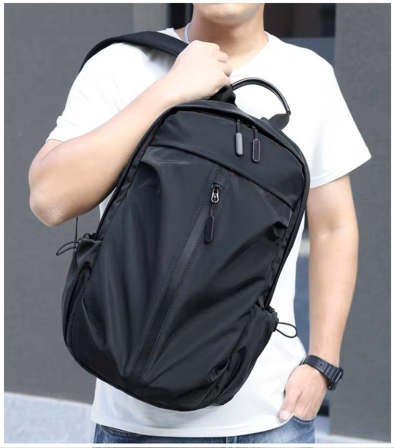 Mochila para Viajes y Oficina con Diseño Impermeable y Puerto USB-6