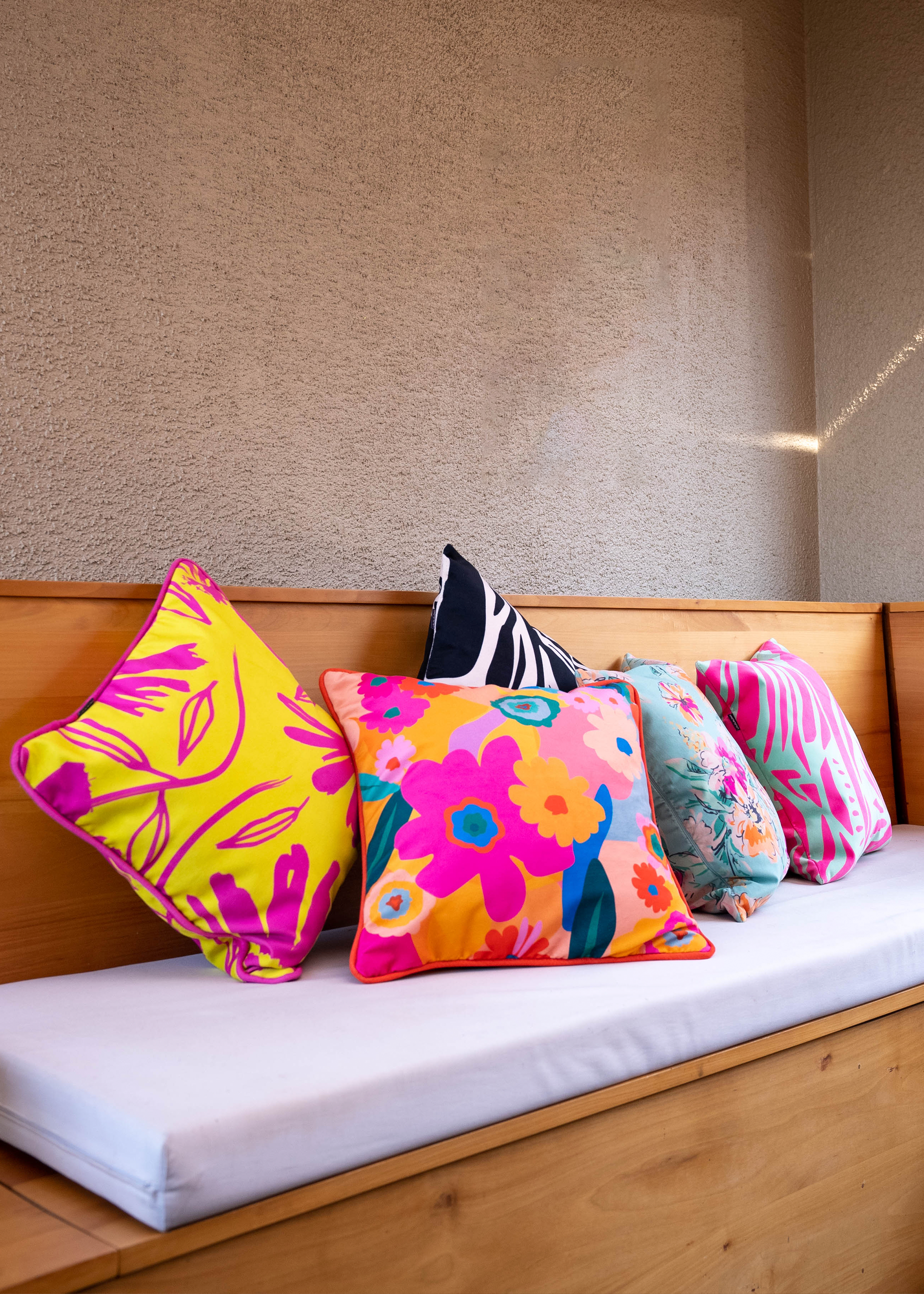 Cojín Rosa Yellow / 45x45 cm-2