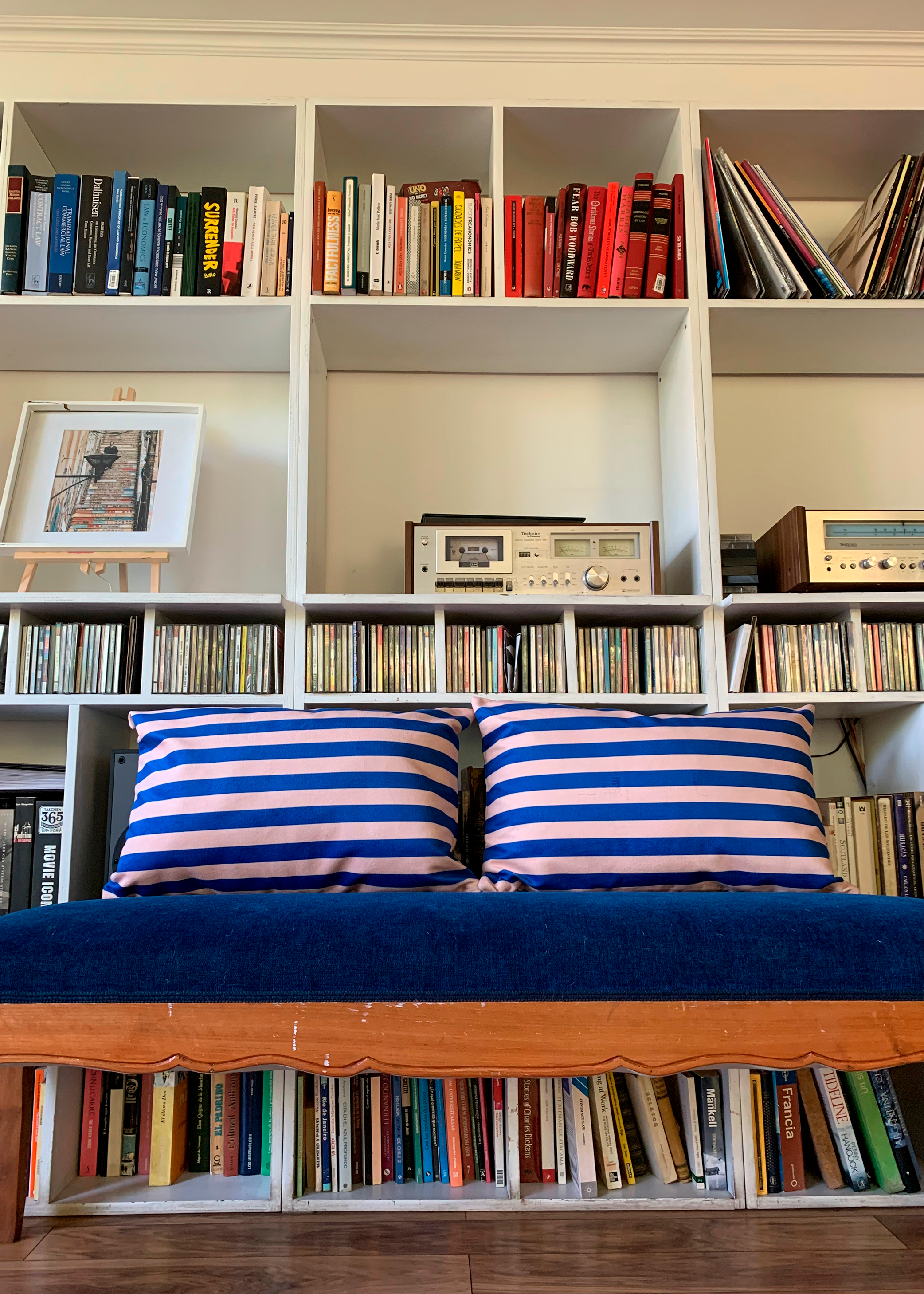 Cojín Azul Profundo-1