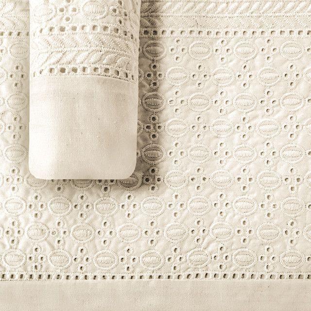 Juego de Sabanas T180 Broderie Beige 2 Plazas-2