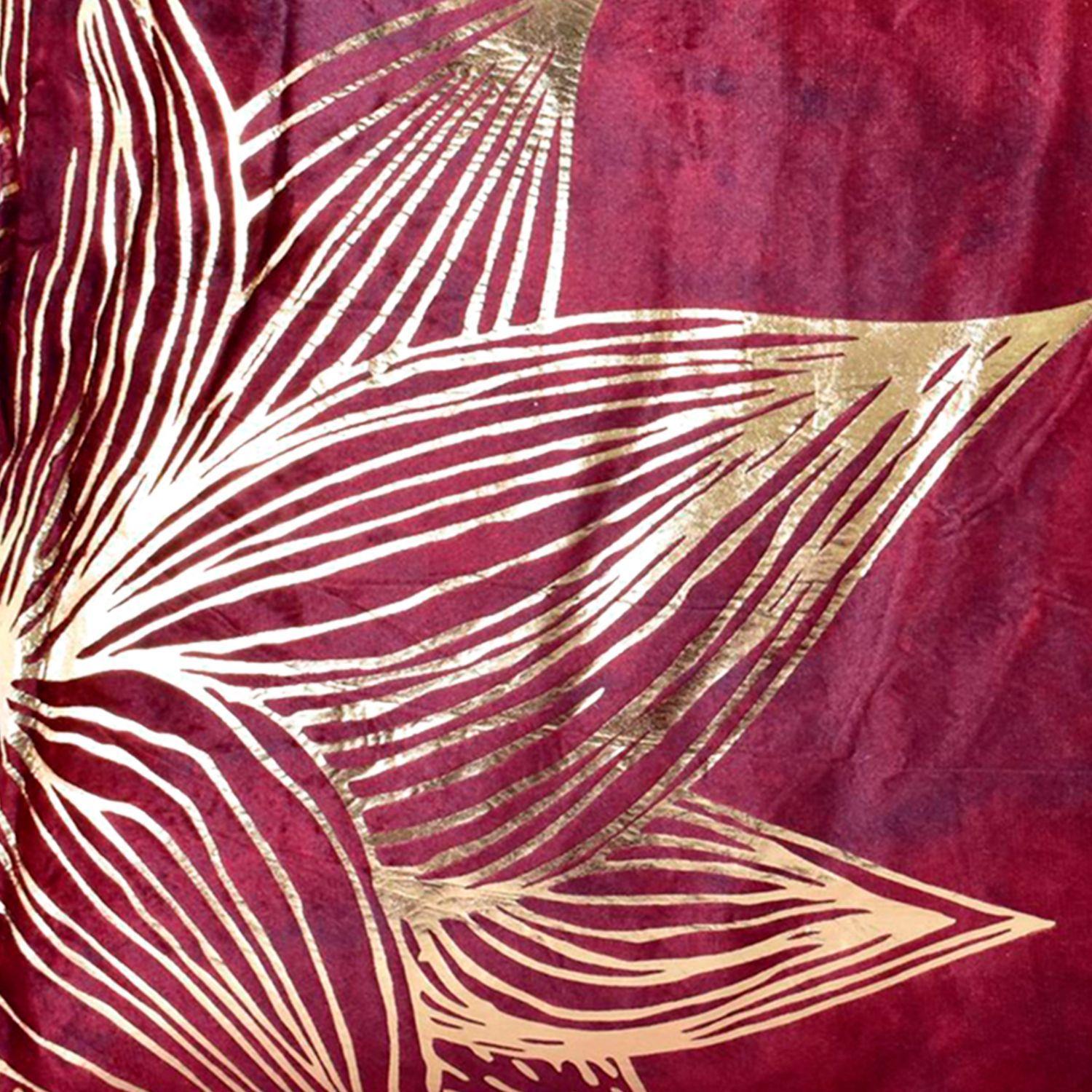 Cojin Navideño Poinsetia Rojo 50 x 30 Cms-1