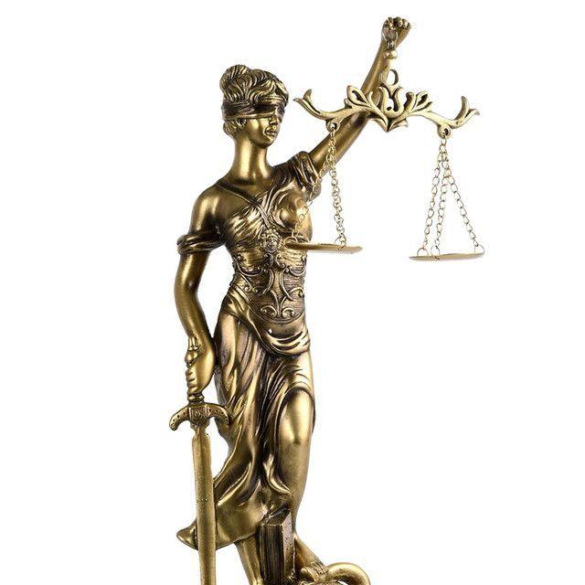 Reloj Decorativo Dama Justicia Gold de Mesa-2