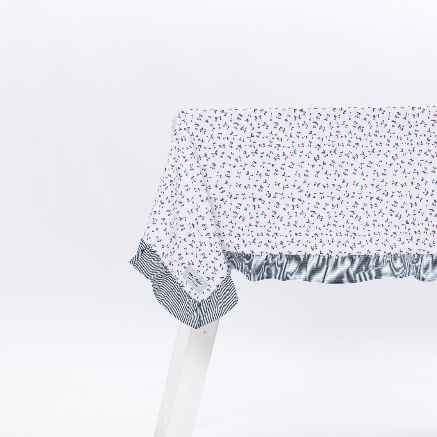 Mantel Cherrys con Volado Azul 1,60 X2,40 M-0